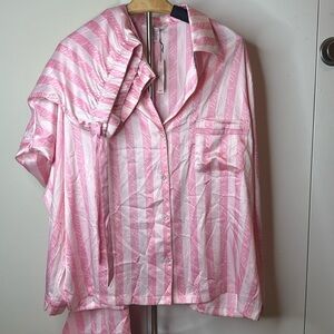 Brand New! Perfect condition! 2 piece VS Pajama set!